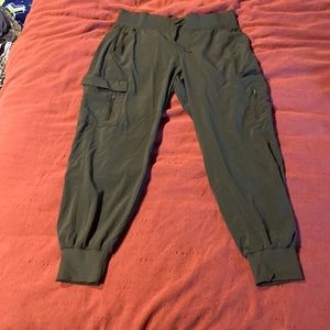 Work out joggers green
